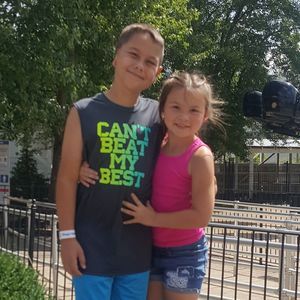 Meet your Posher, Crystal